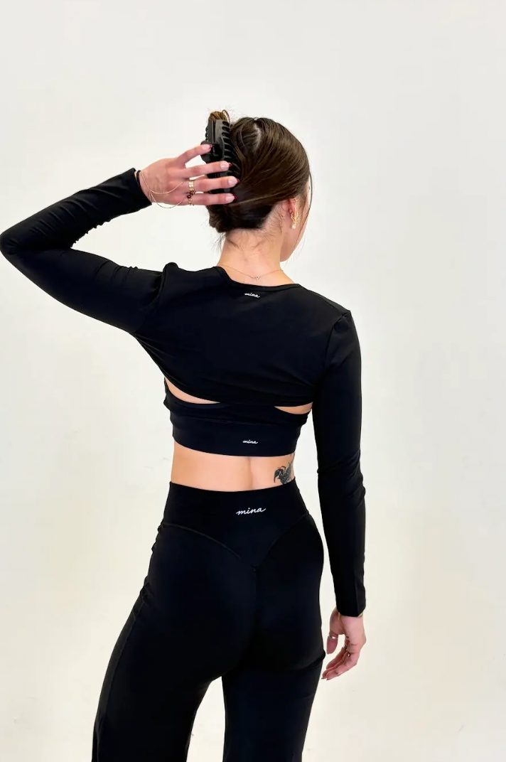Mina Shrug